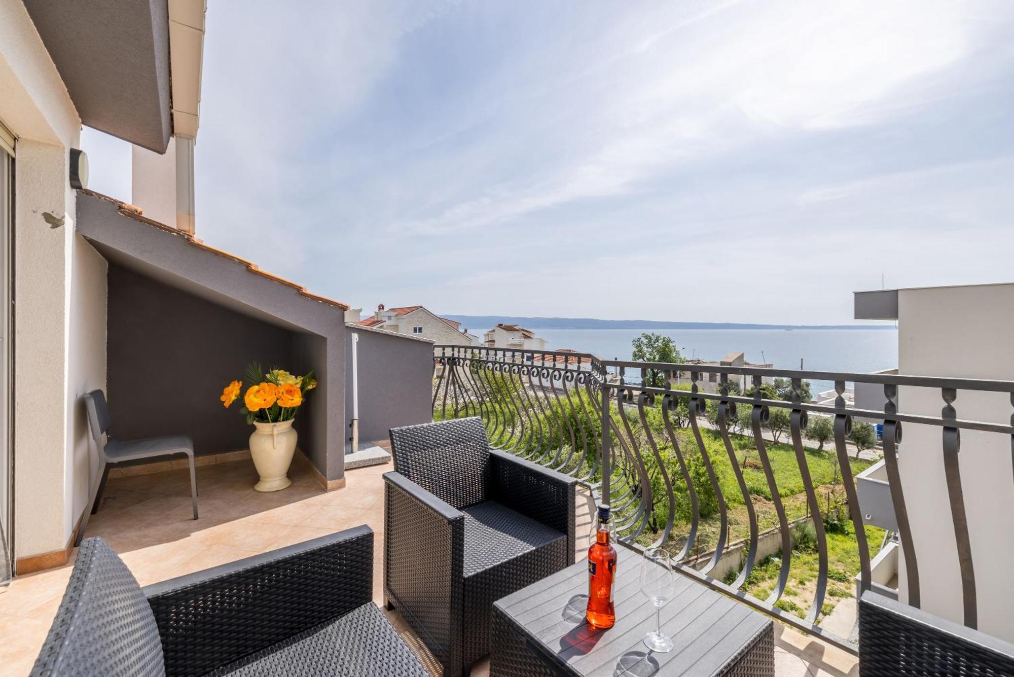 Mediterano Apartments Podstrana Dış mekan fotoğraf